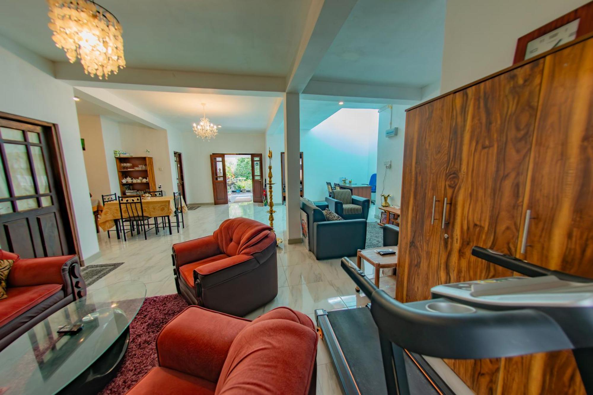 Ciel Grand Villa Kandy Exterior photo