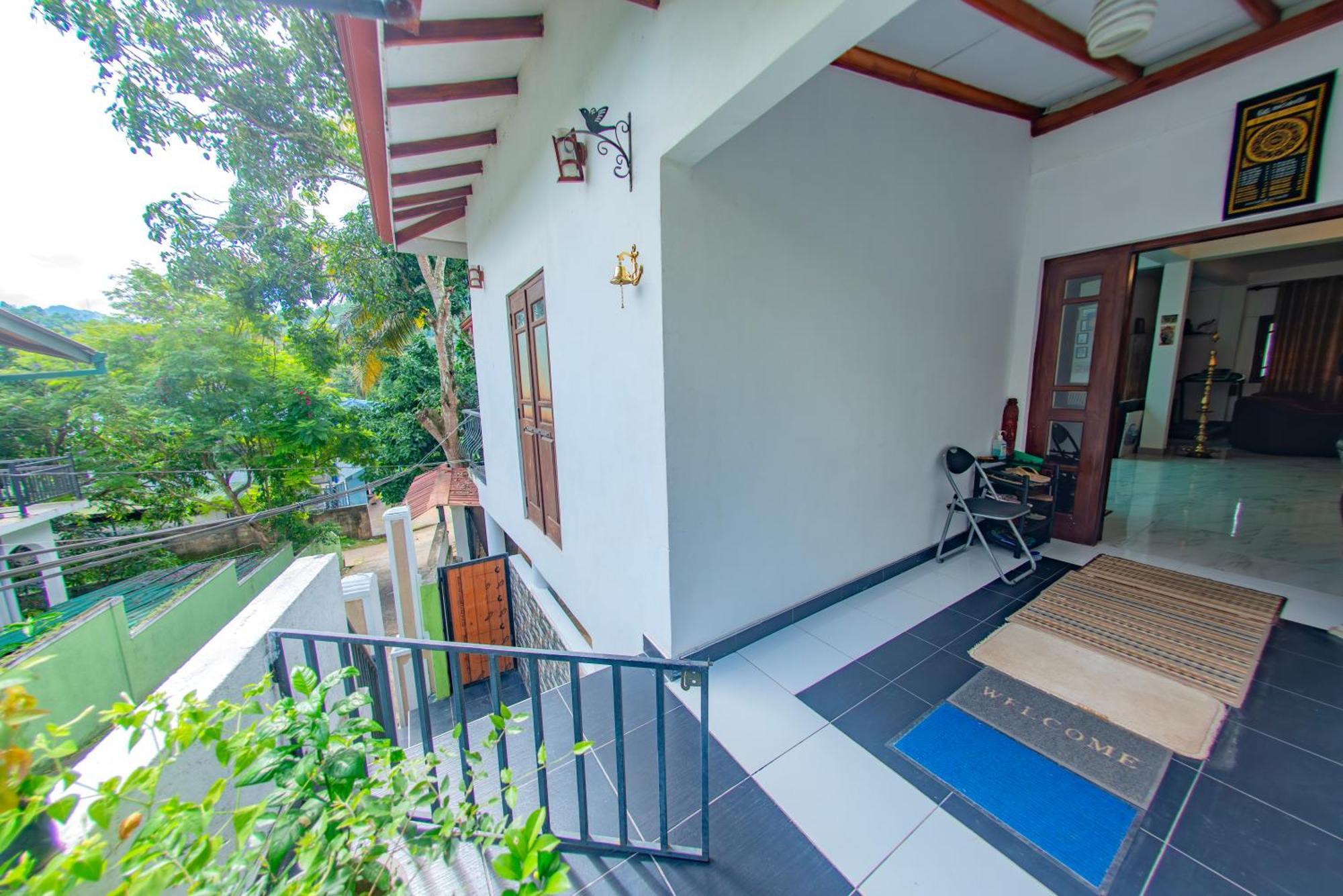 Ciel Grand Villa Kandy Exterior photo